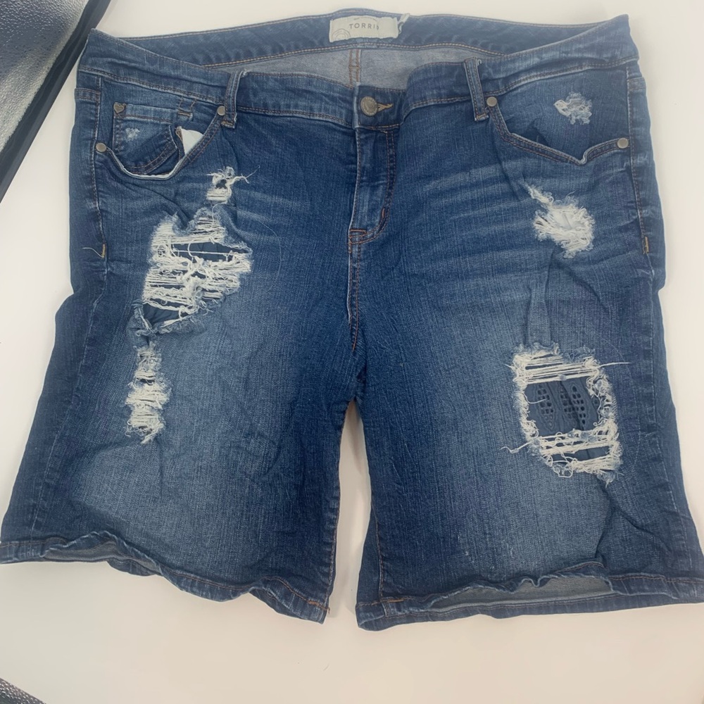 Torrid size 20 denim shorts